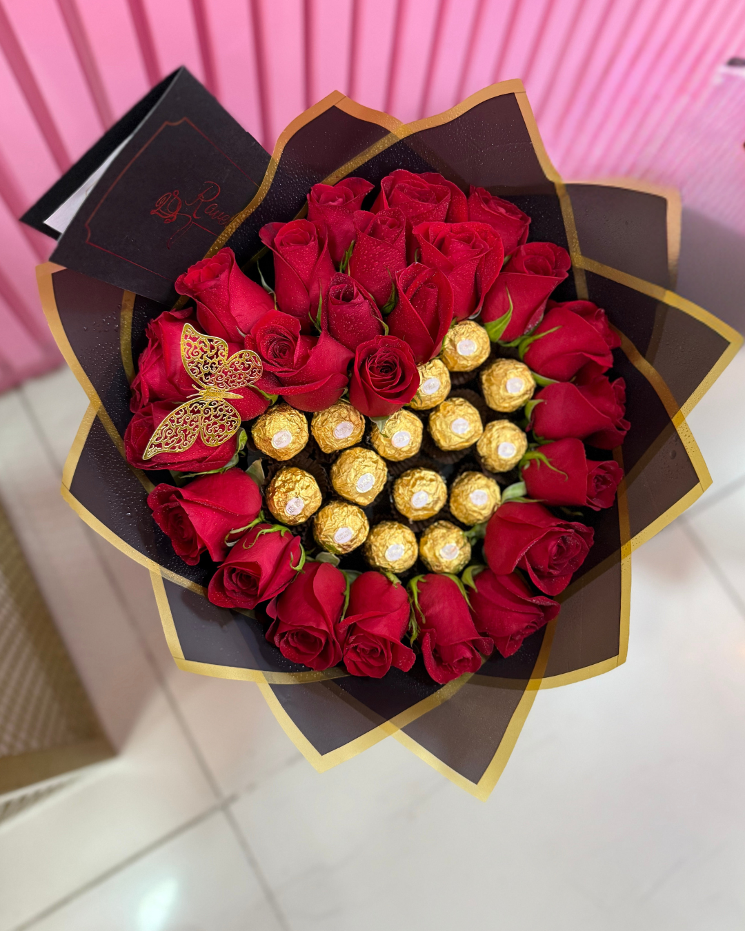 Heart-shaped bouquet with Ferrero Rocher chocolates 💝