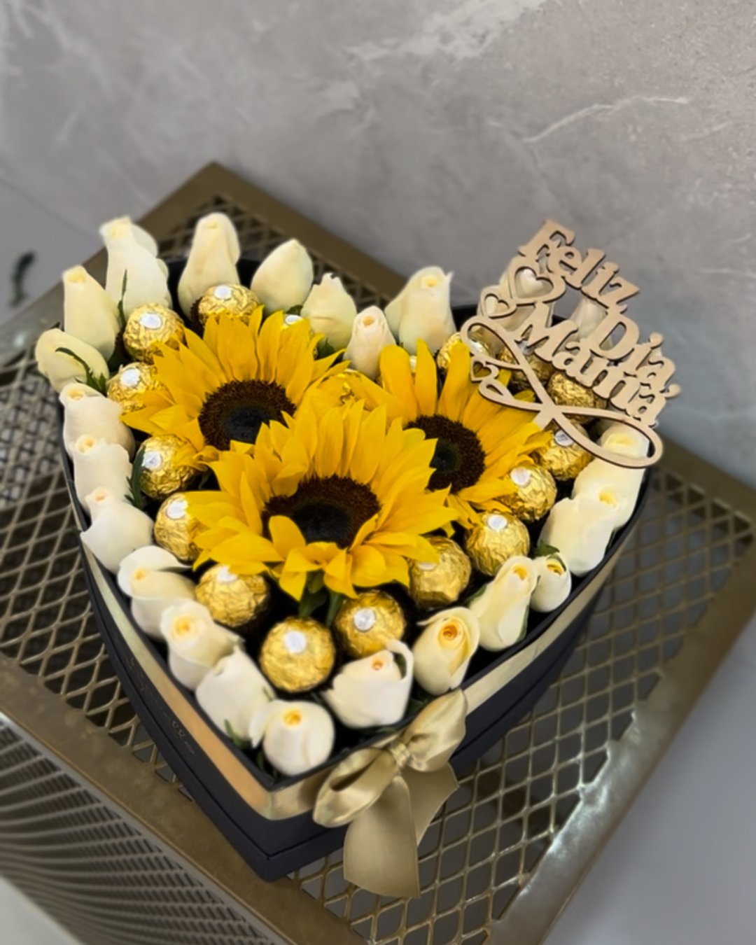 Heart-shaped box with roses, Ferrero Rocher chocolates and sunflowers ❤️🌻