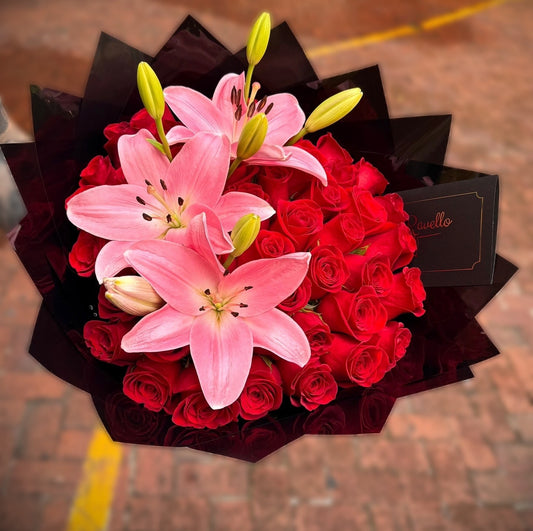 Ramo de Rosas con Lirios