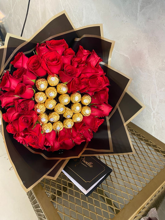 Ramo Corazón con Ferreros 💝