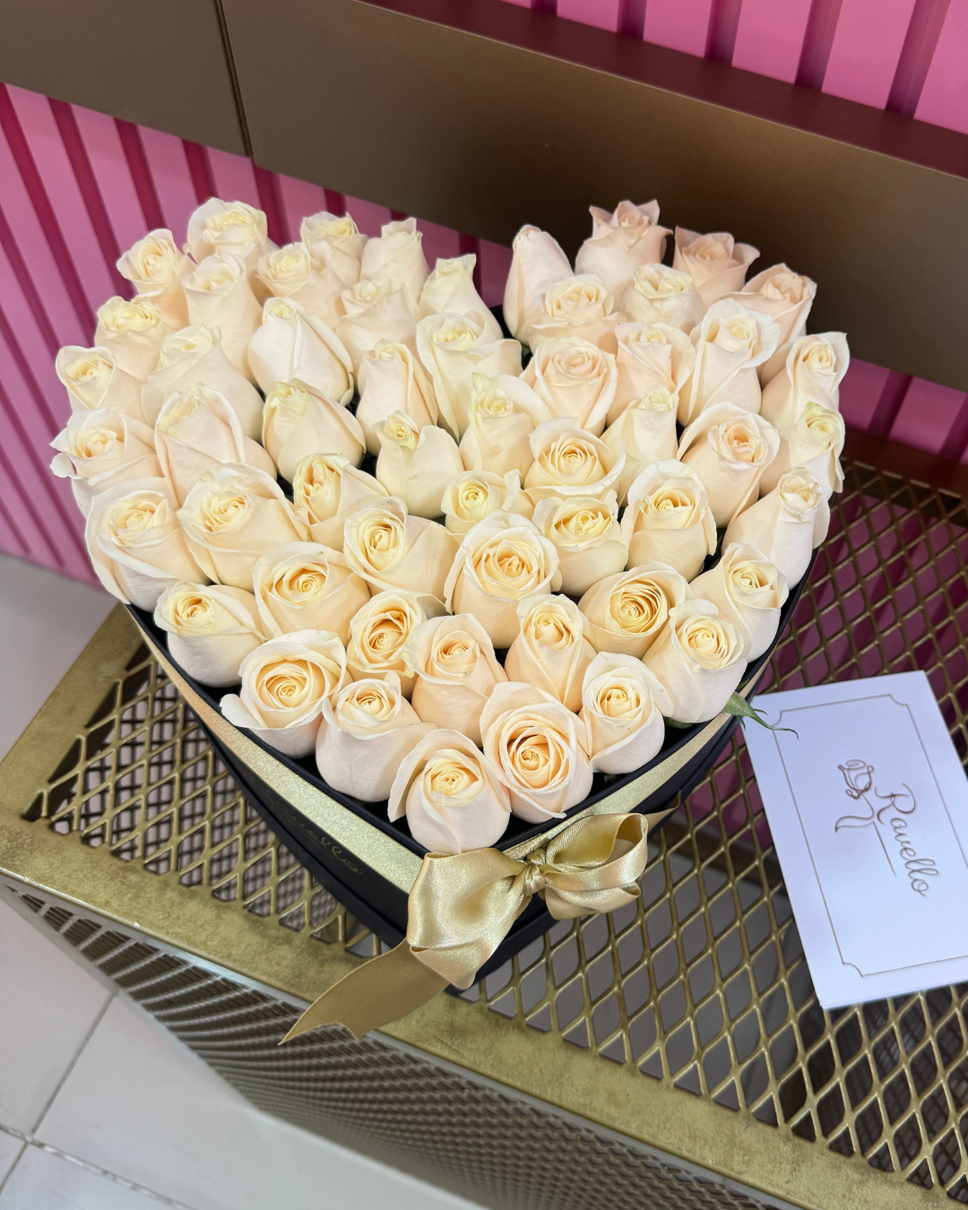 Caja Grande de Rosas