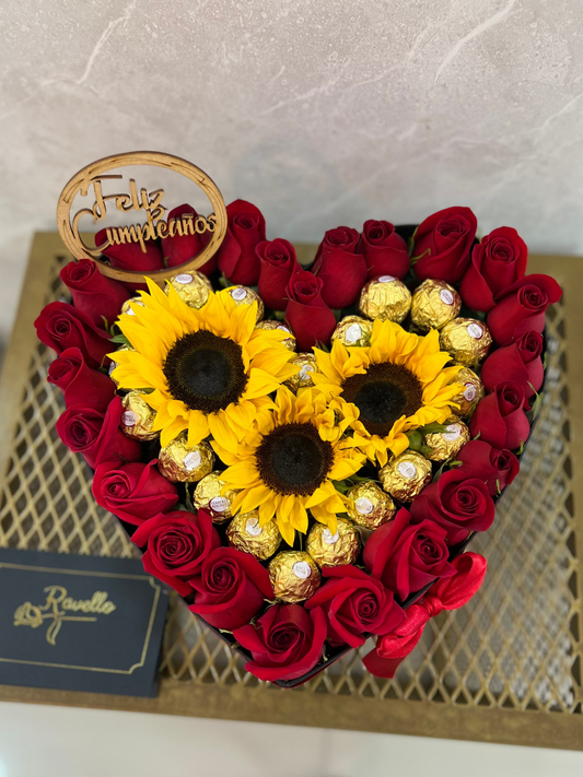 Caja Corazón con Rosas, Ferreros y Girasoles ❤️🌻